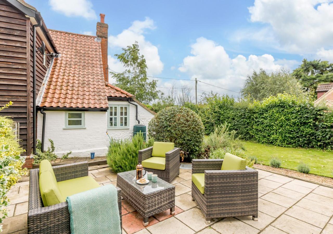 Wisteria Cottage Snape  Luaran gambar