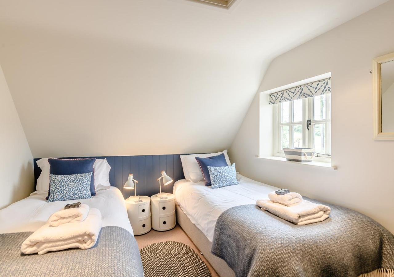 Wisteria Cottage Snape  Luaran gambar