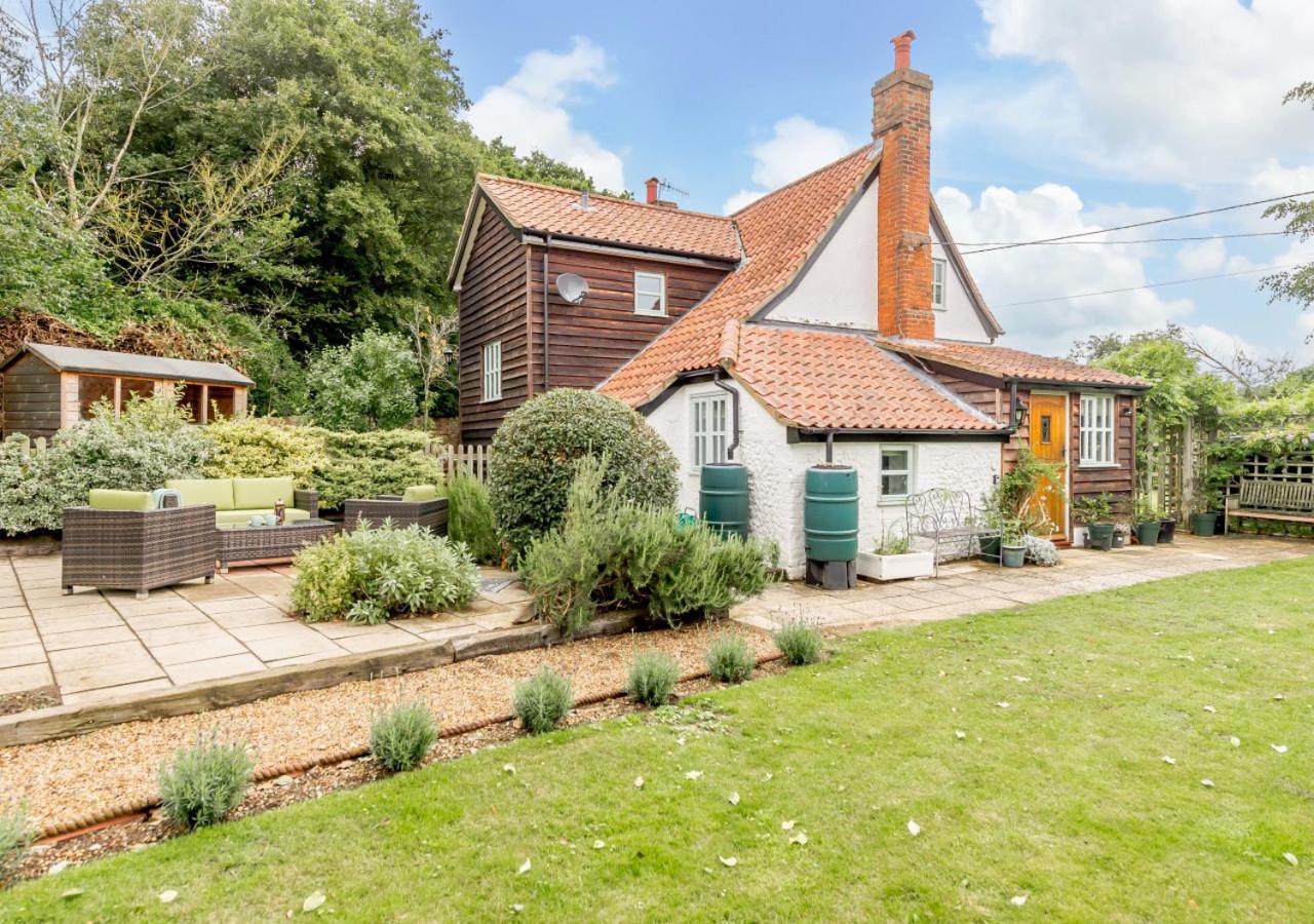 Wisteria Cottage Snape  Luaran gambar